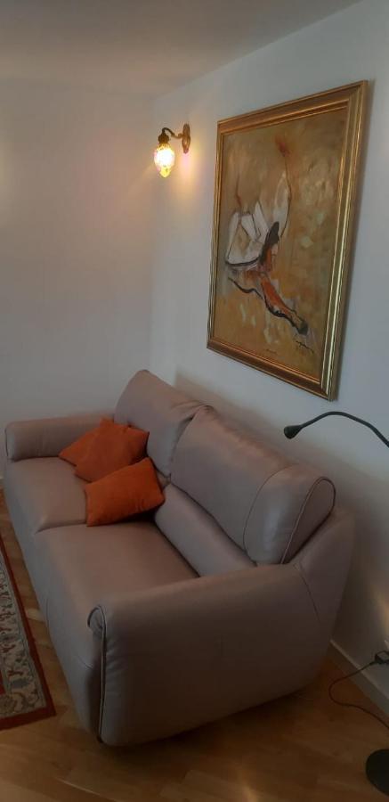 Apartament Ultracentral Piata Unirii Apartment Bukares Bagian luar foto