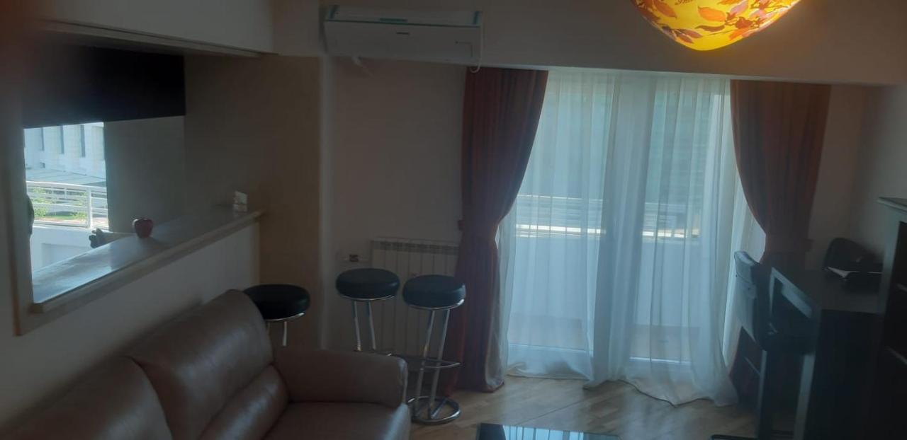 Apartament Ultracentral Piata Unirii Apartment Bukares Bagian luar foto